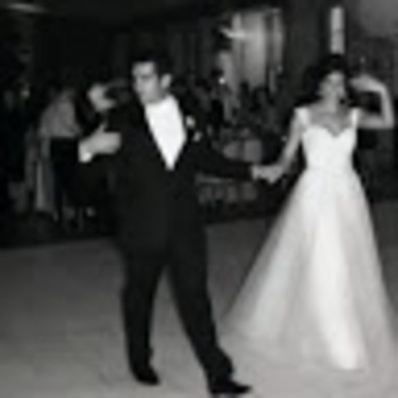 Meet your Posher, Cynthia - Picture 1 of 1